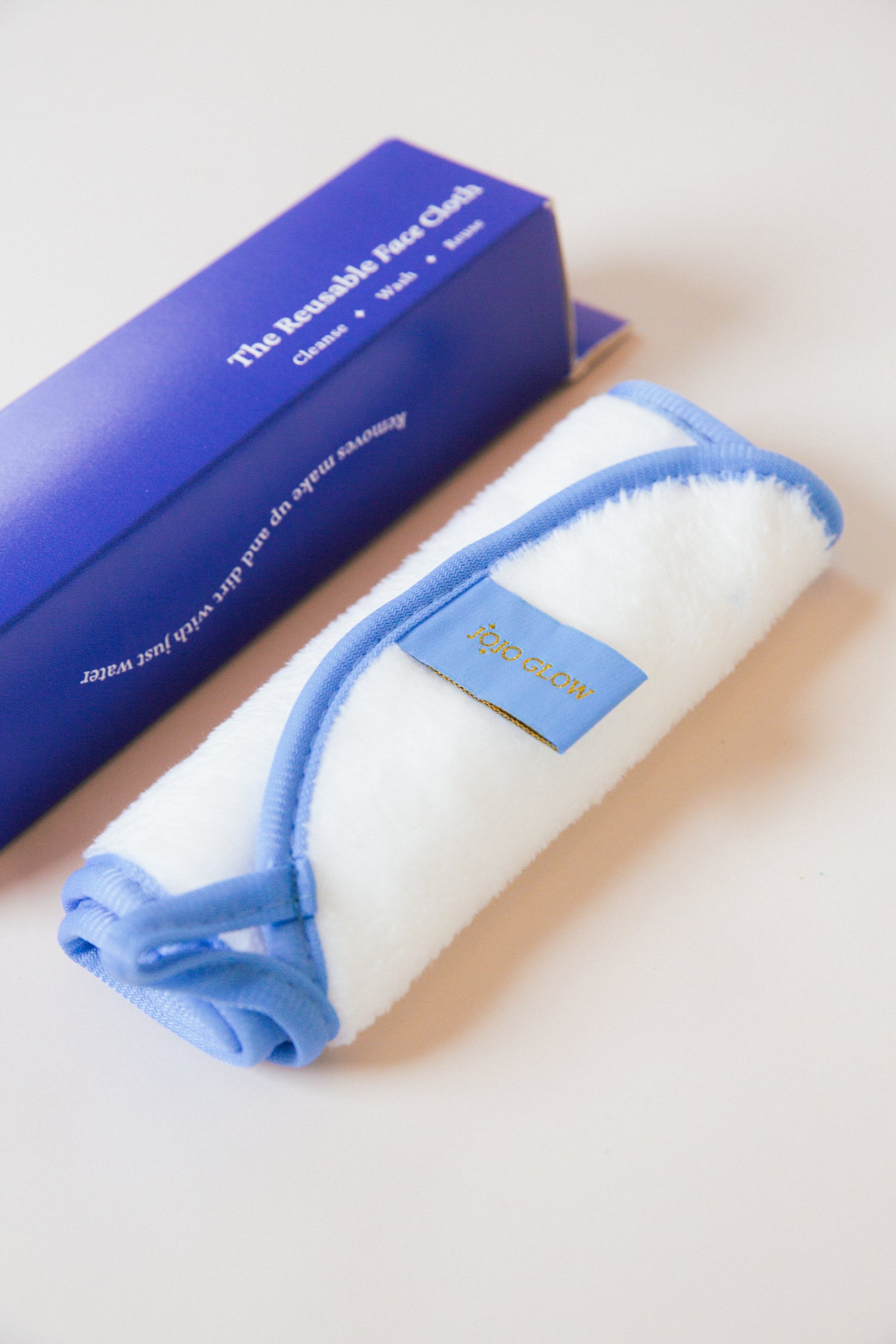 Reusable makeup remover cloth 